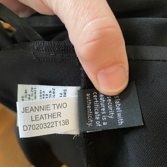 Diane Von Furstenberg Leather Jeannie Two Dress size 6. - Picture 9 of 11